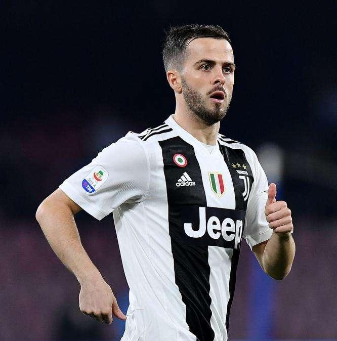 Fichajes Real Madrid, Zidane piensa en Pjanic ante la posible salida de Kroos: los detalles
