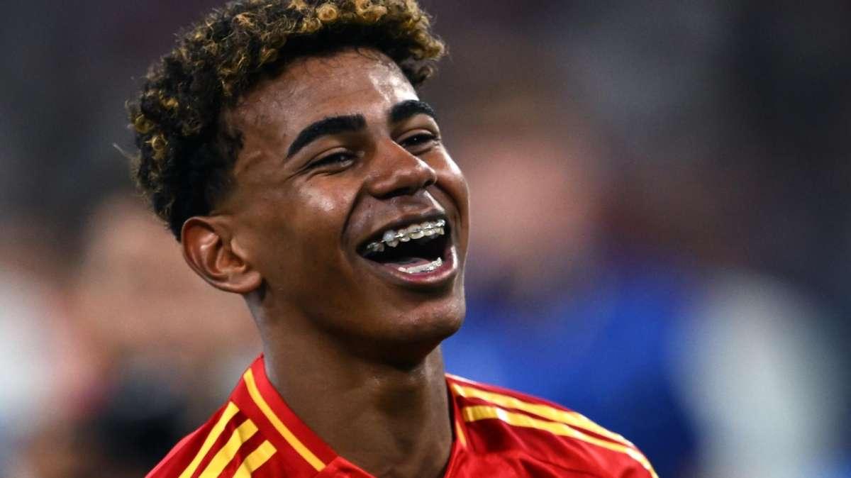 Mercado de fichajes, en directo | Supercontrato para Lamine Yamal, el plan del Madrid para fichar a Rodri...