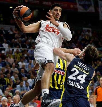 Okdiario: Ayón se aleja del Madrid