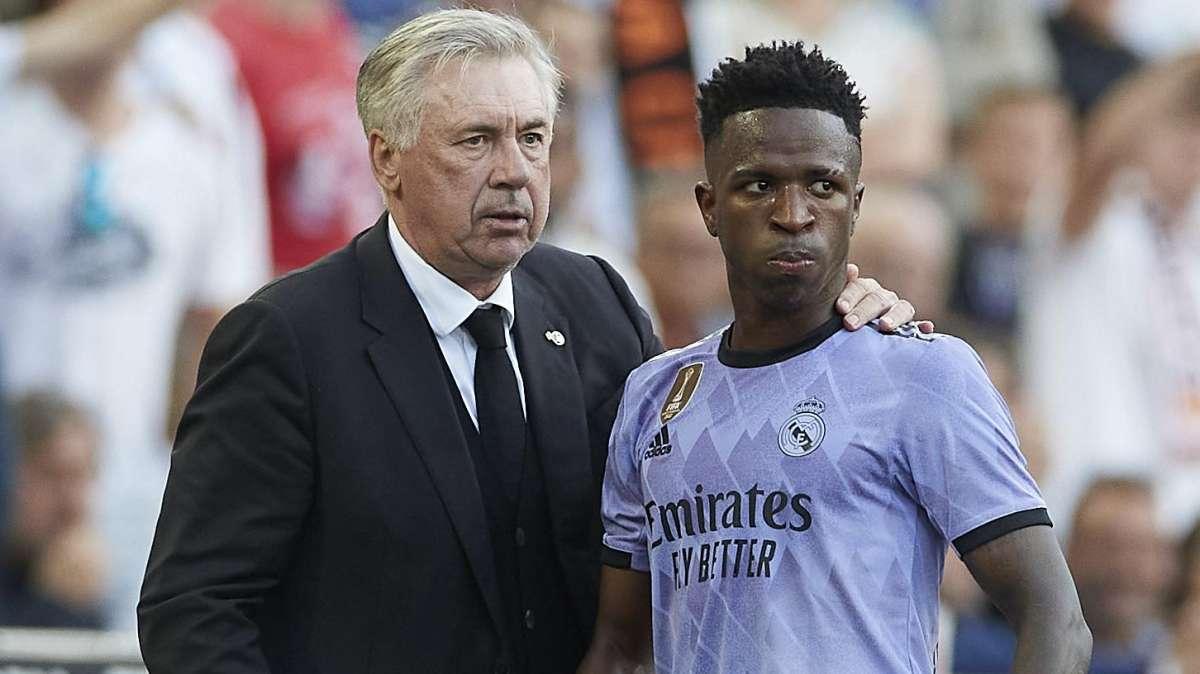 Ancelotti: "Vinicius no quiere jugar por dentro. ¿El futuro? No sé qué pasará"