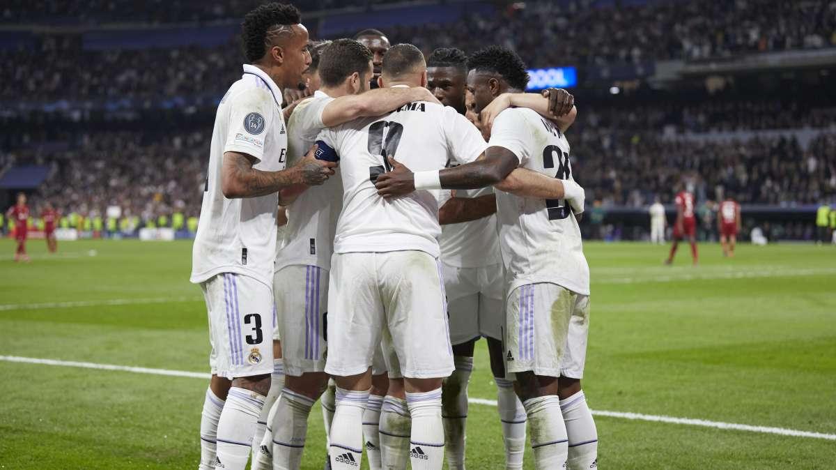 TOP News 12 | Oferta por un jugador del Real Madrid, bombazo en los banquillos…