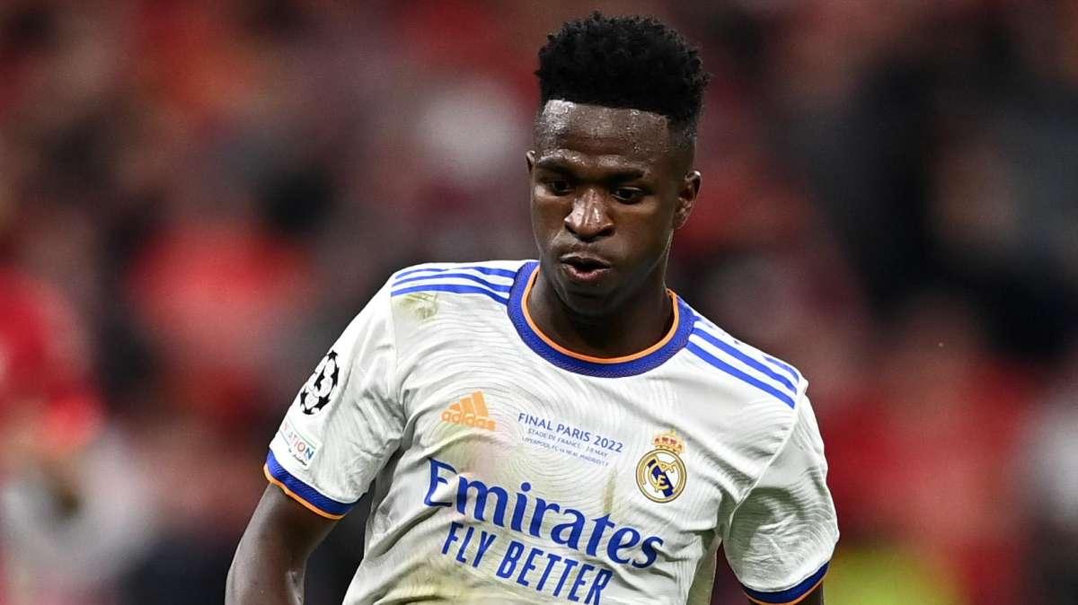 FOTO | Vinicius se machaca con duros entrenamientos antes de volver al trabajo