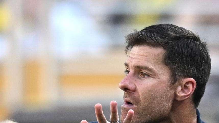 Xabi Alonso, en problemas: la baja de este jugador le hace pensar