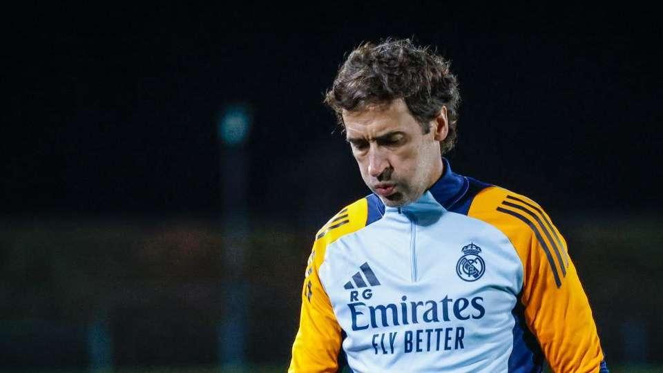 El futuro de Raúl, cerca del desenlace: contactos para su mudanza
