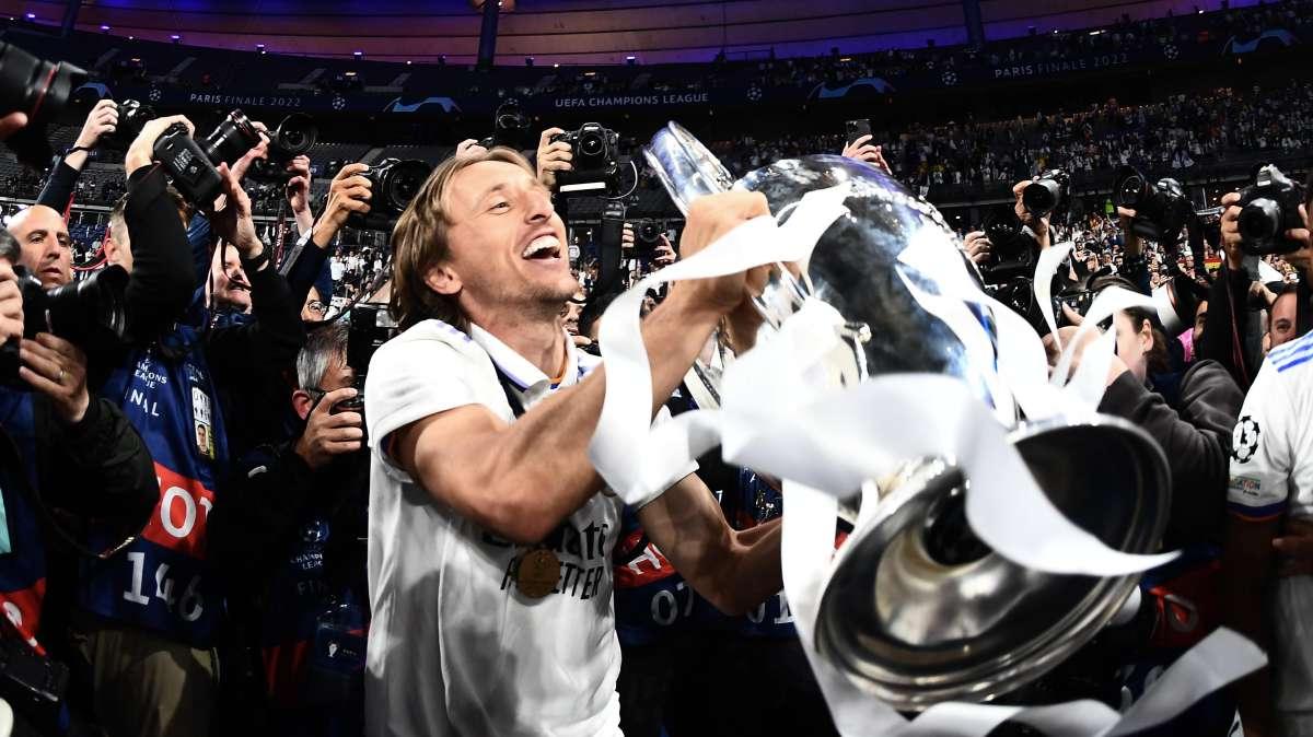 OFICIAL | El Real Madrid renueva a Modric hasta 2023