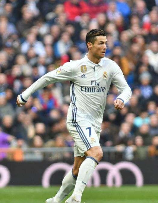 FOTO - El Real Madrid sale en defensa de Cristiano Ronaldo: "El mejor jugador del mundo"