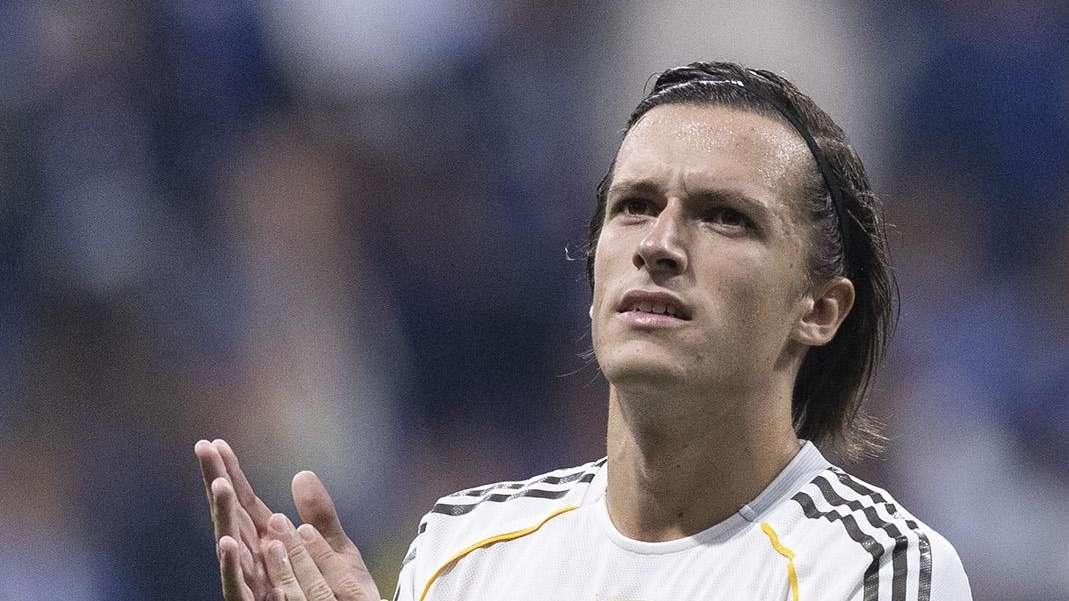 Álvaro Carreras se gana su futuro lejos del Real Madrid