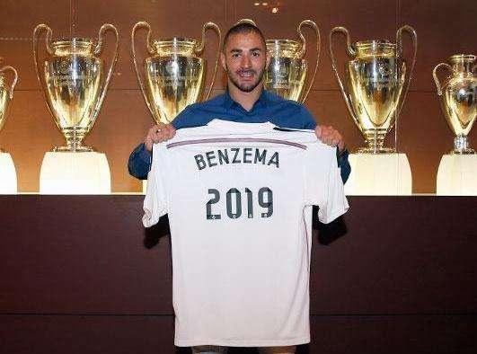 OFICIAL: Benzema renueva hasta 2019