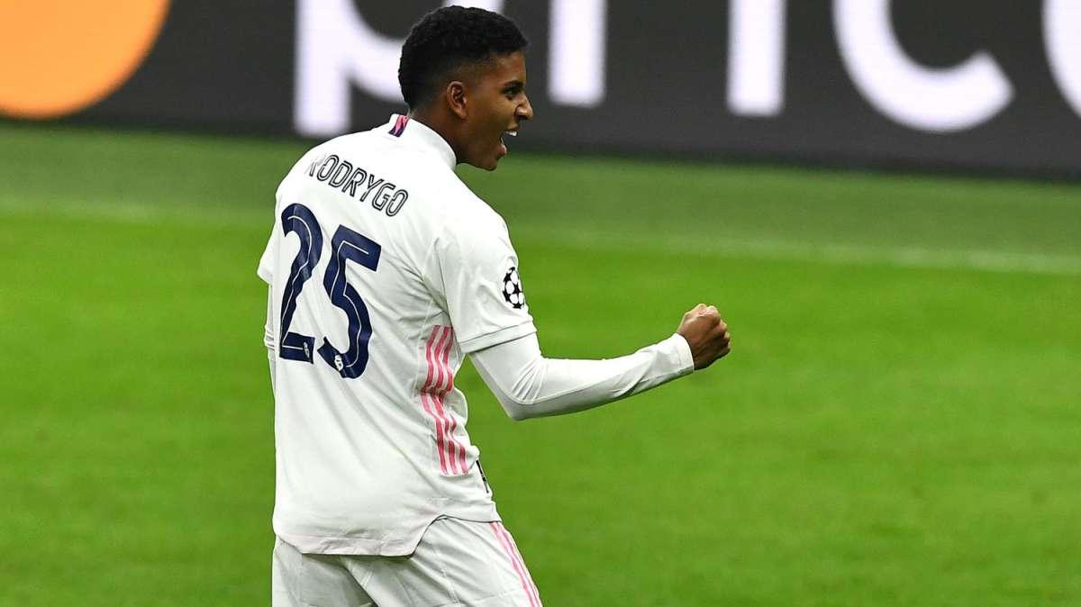 CAMBIO | Rodrygo entra por Hazard