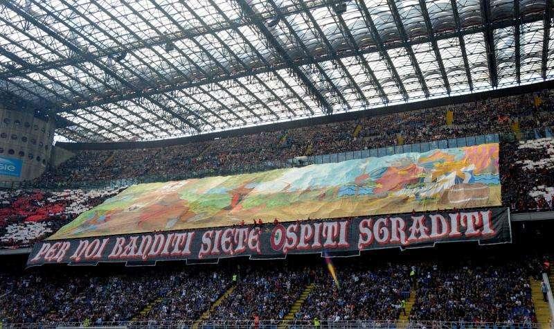 El Milan tiene acuerdo con un defensor, objetivo del Madrid, para la temporada que viene