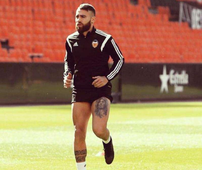 NOTICIA BD: El Madrid tantea la posibilidad de Otamendi