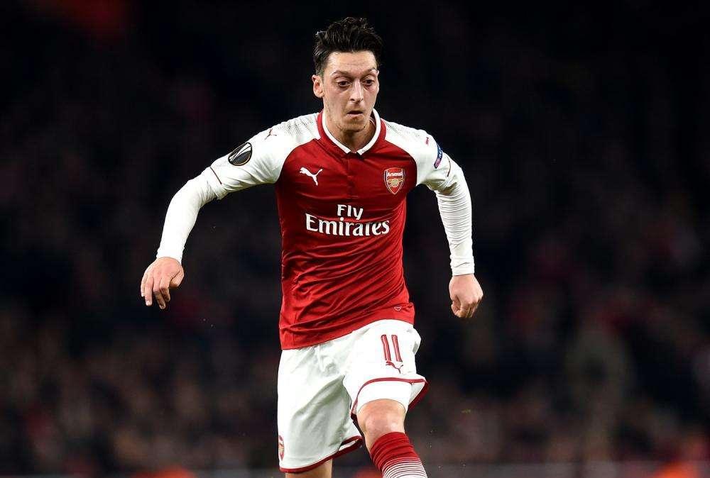 Madrid y PSG, los favoritos para fichar a Özil: los detalles
