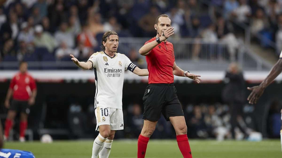 La Guardia Civil investiga a tres árbitros que perjudicaron al Real Madrid
