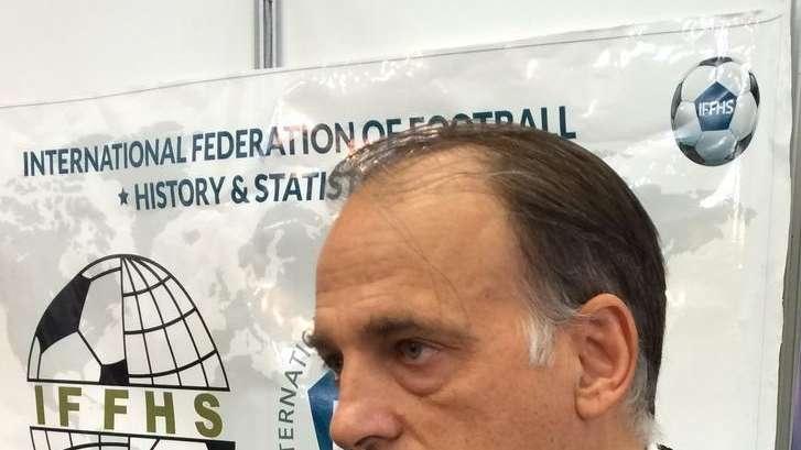 Tebas lanza un aviso al Real Madrid y al Atlético: "No se baraja"