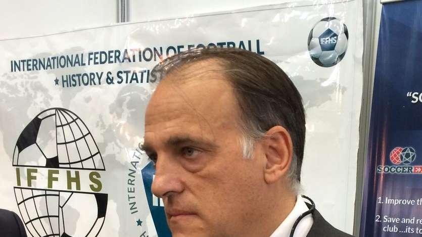 Tebas: "Benzema es el mejor delantero centro de Europa. ¿El PSG? Puedo demostrar sus trampas"