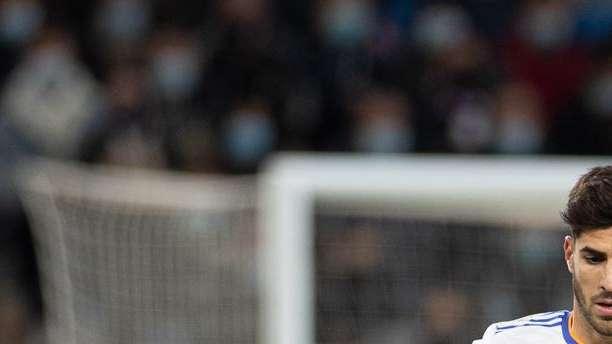 ONCE INICIAL | Marco Asensio y Nacho, titulares en Granada