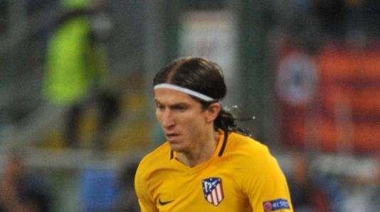 Filipe Luis avala la llegada de Odriozola al Real Madrid