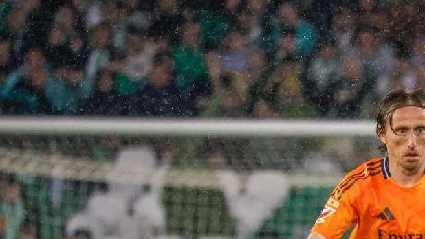 ¡Sorpresón! Un gigante europeo sondea el fichaje de Luka Modric