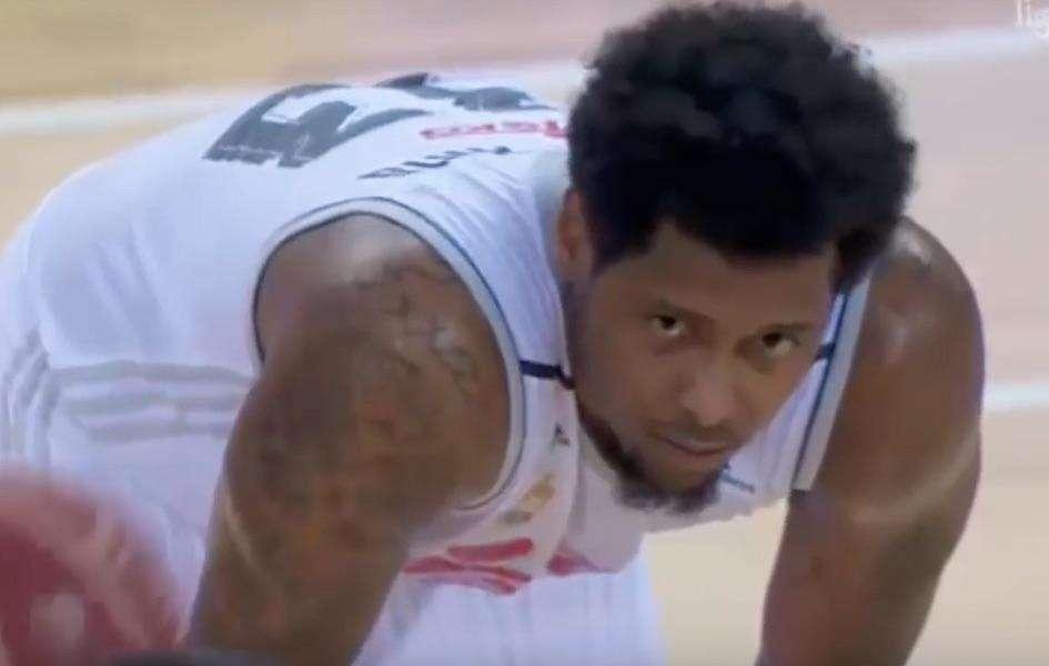 Real Madrid, Trey Thompkins da positivo en Coronavirus