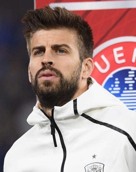 Piqué: "Él que tiene que decir si se queda, es Neymar"