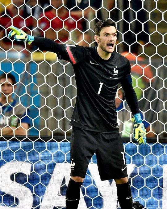 Lloris: "¿El United? Estoy concentrado en el Tottenham"