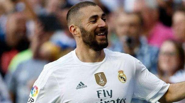 Daily Mail: El Arsenal, de nuevo tras Benzema