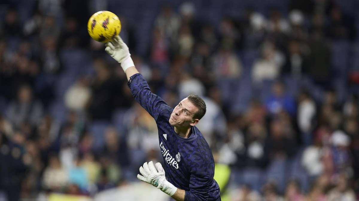 Alarma en el Real Madrid: un gigante europeo viene a por Lunin