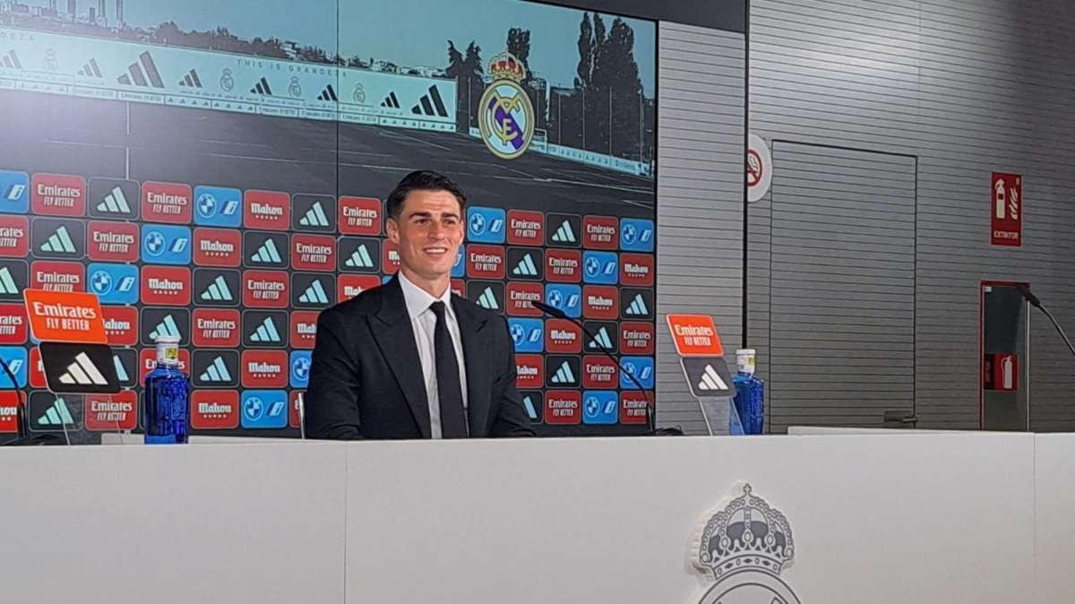 Kepa Arrizabalaga en rueda de prensa: "La decisión fue rápida y fácil cuando supe del Real Madrid"
