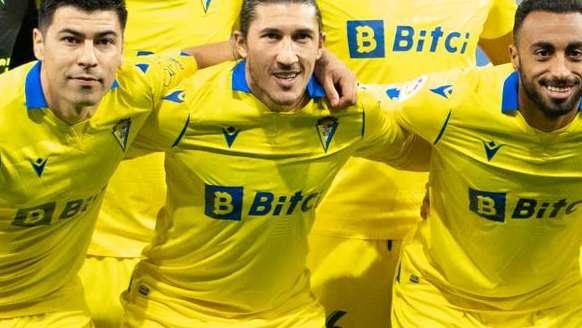 Víctor Chust: "Mi cesión al Cádiz fue una buena decisión. Mi futuro..."