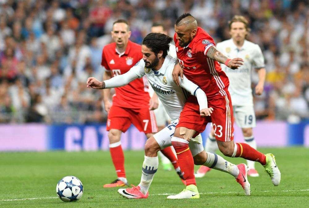 Stielike: "Veo más estable al Bayern que al Real Madrid"