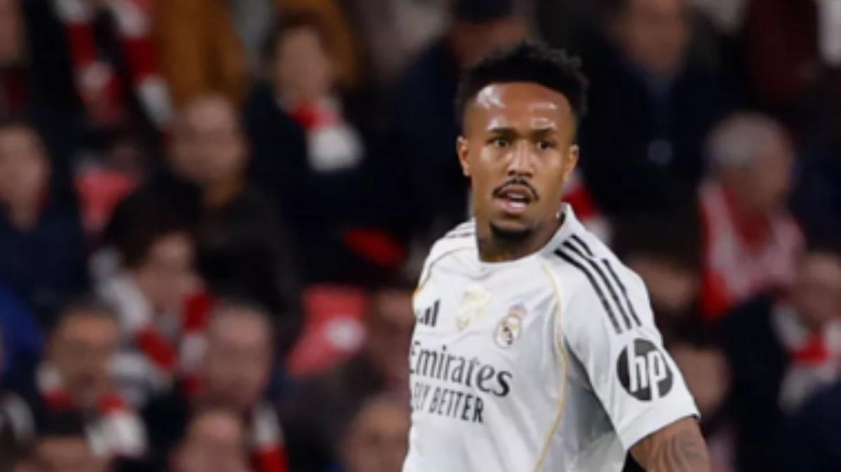 Mourinho ya tiene a su central: Militao ya entrena con balón