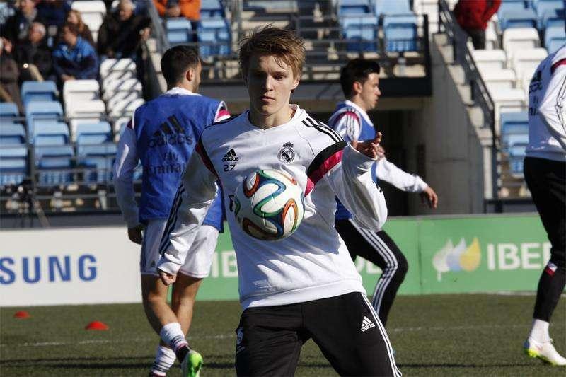 ¿Qué ocurre con Odegaard? El noruego no juega en el Hereenveen y podría salir