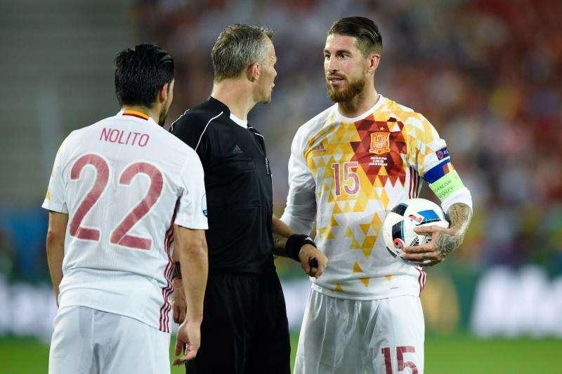 Mundo Deportivo: "Nuevo empujón arbitral para el Real Madrid"