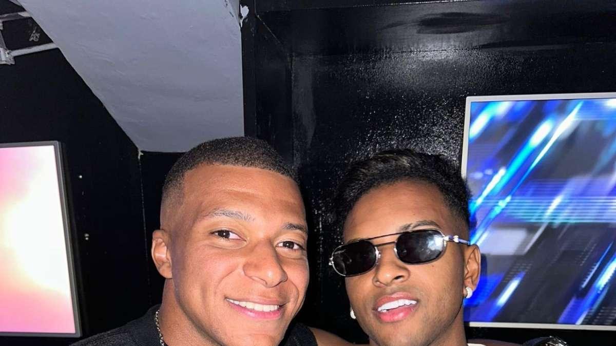 Mbappé jugará en el Real Madrid + las últimas pistas sobre su futuro + otra salida en Valdebebas