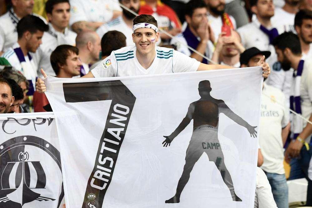 Braithwaite se hizo una fotografía con un muñeco del Real Madrid: los detalles