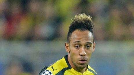 Aubameyang se aleja de LaLiga y podría recalar en Italia