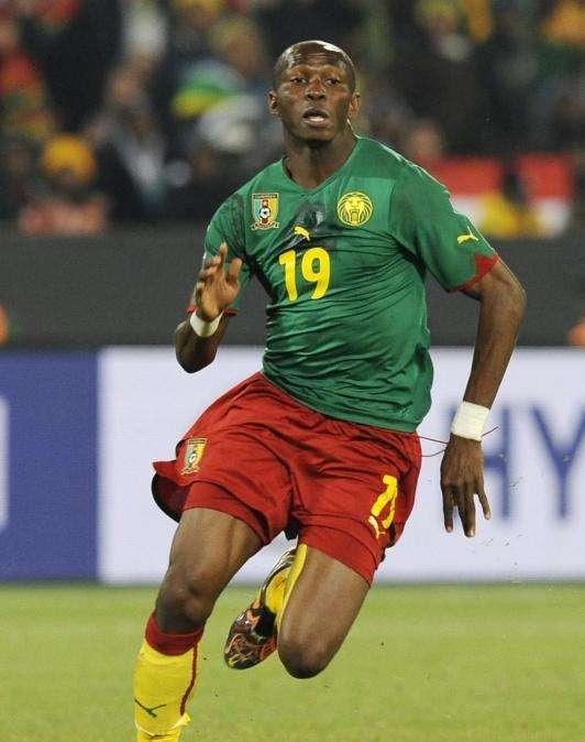 M'Bia negocia con el Trabzonspor