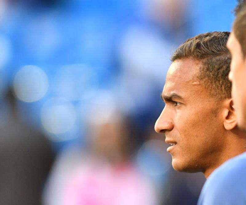 Danilo cumple años en los días más difíciles con el Real Madrid 