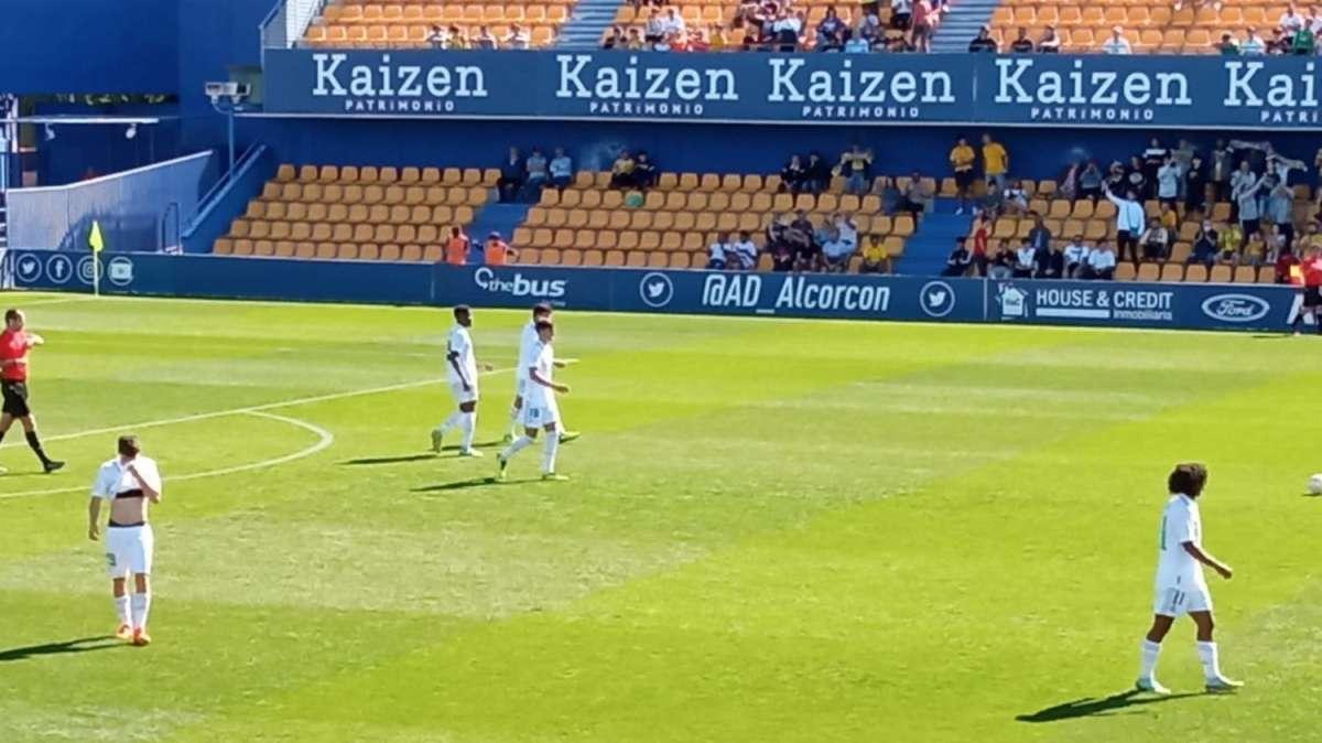 FINAL | AD Alcorcón 4-1 Real Madrid Castilla: los de Raúl salen goleados de Santo Domingo