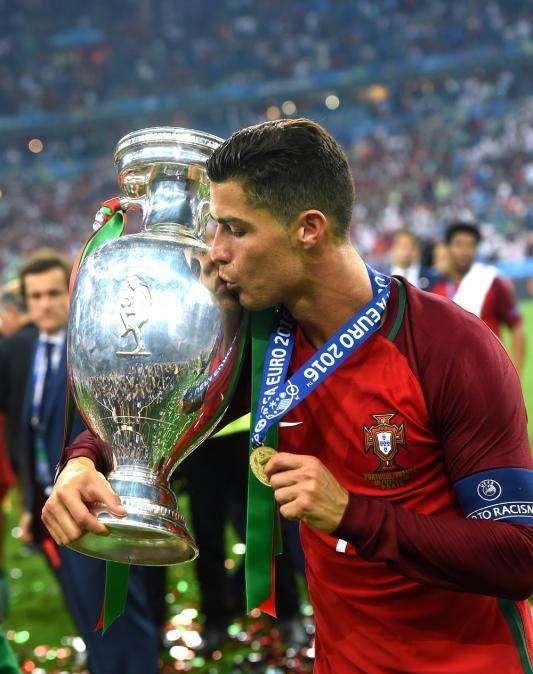 Portugal 5-1 Islas Feroe: Cristiano no para y hace olvidar la sanción a base de goles