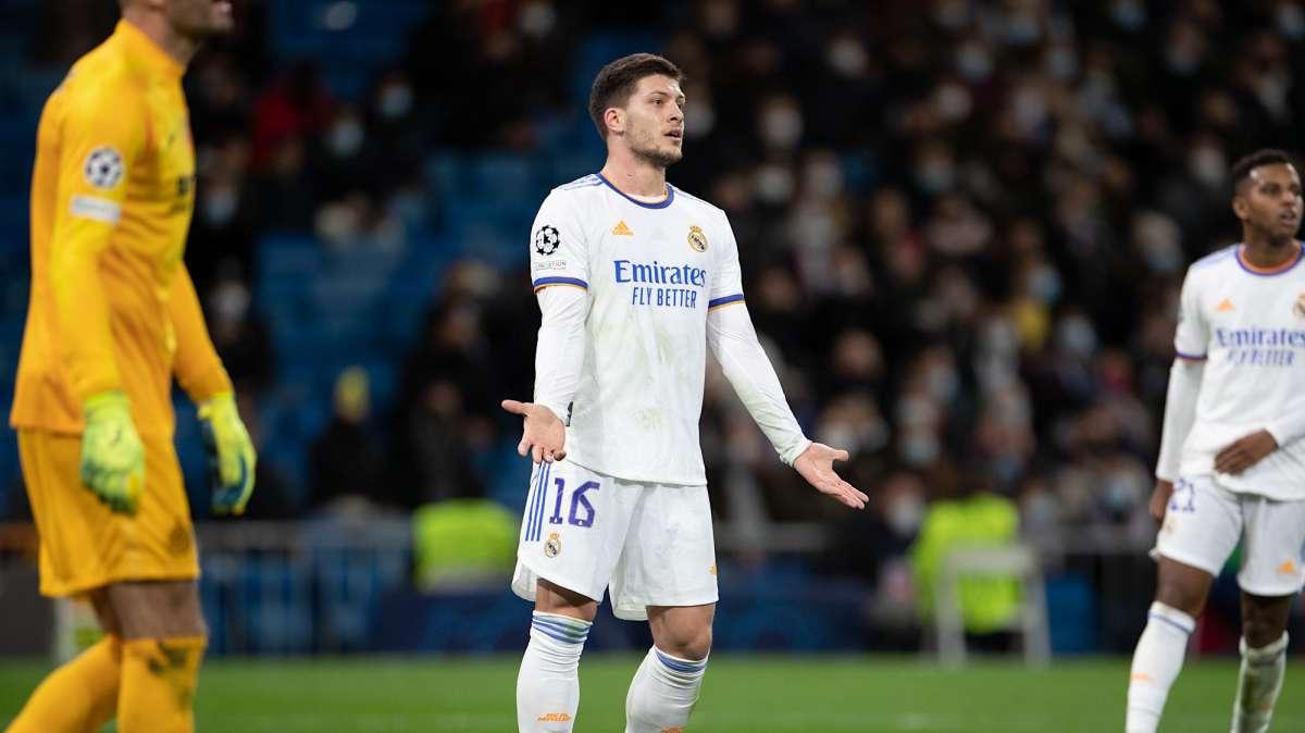 Ancelotti manda un mensaje a Jovic: "No tenemos delanteros de área"