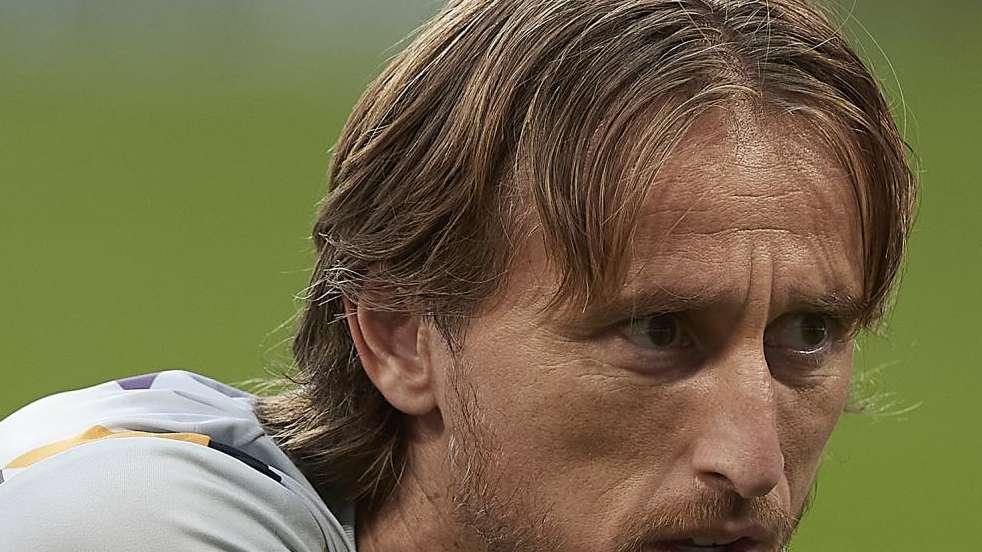Luka Modric no descarta una salida en enero y enciende todas las alarmas