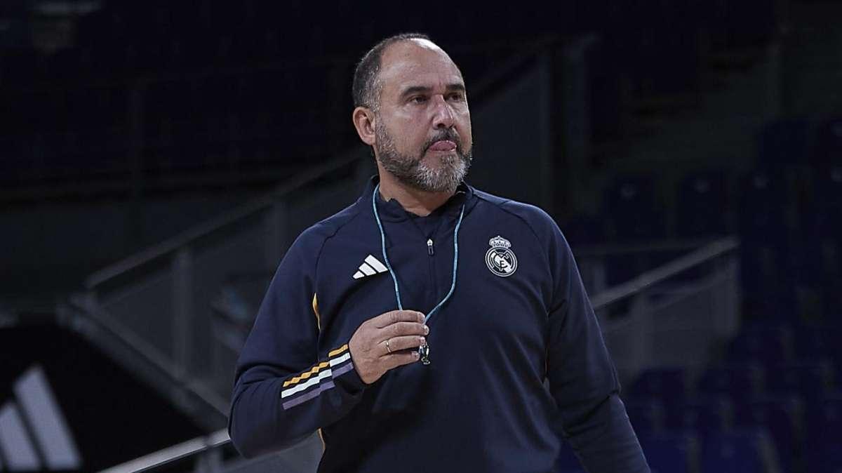 Chus Mateo, acorralado: está más fuera que dentro del Real Madrid