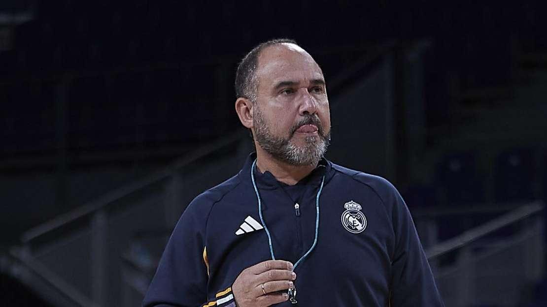 Oficial: el Real Madrid anuncia la renovación de Chus Mateo