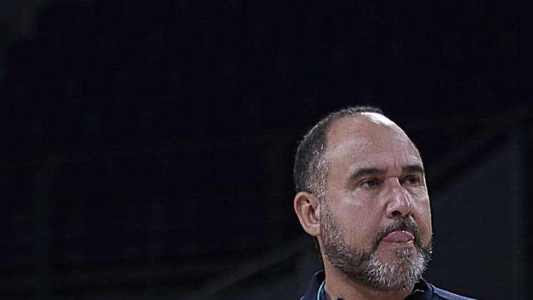 Chus Mateo, molesto con el arbitraje: "Estoy un poco confuso"