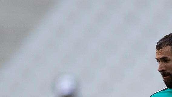 Benzema ya se entrena con el resto del grupo en Los Ángeles
