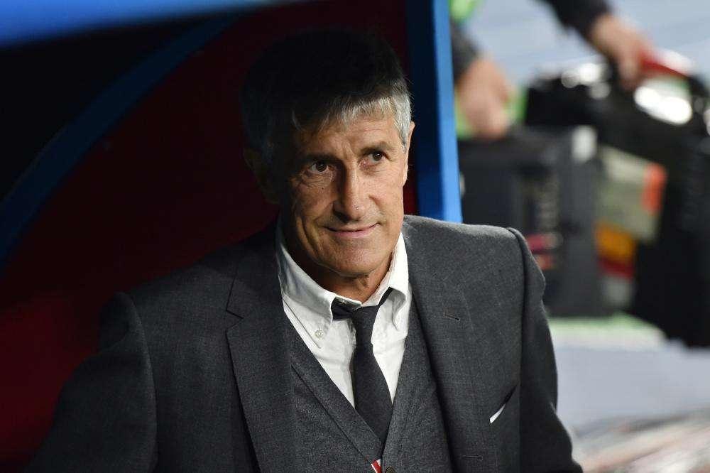 Setién: "Hay cosas en las que no estoy de acuerdo con Messi, pero no me siento señalado por él"