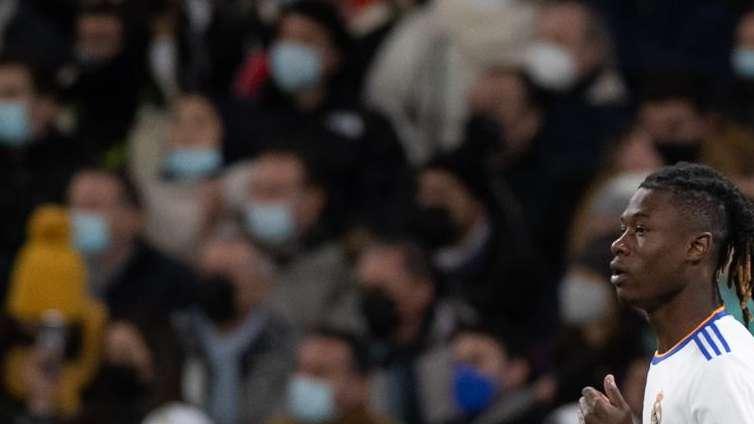 CAMBIO EN EL REAL MADRID | Entran Mariano y Camavinga por Kroos y Carvajal