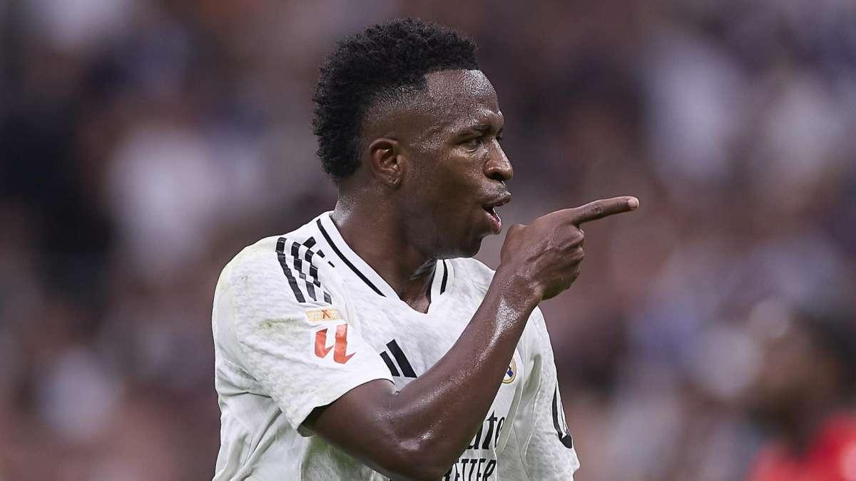 Anuncian una nueva ofensiva de Arabia por Vinicius: todo lo que se sabe