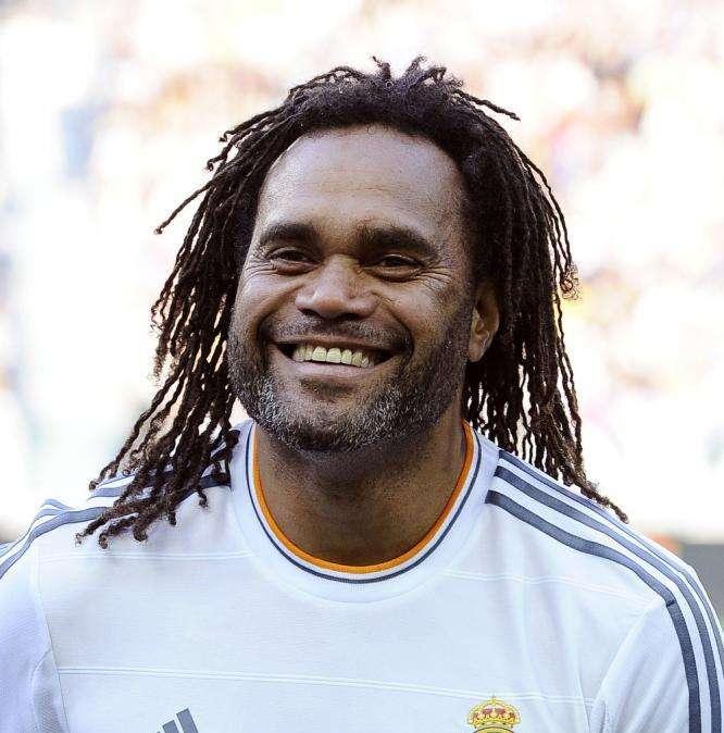 Karembeu: “Creo que no hace falta una revolución, solo tres o cuatro fichajes. Pogba…”